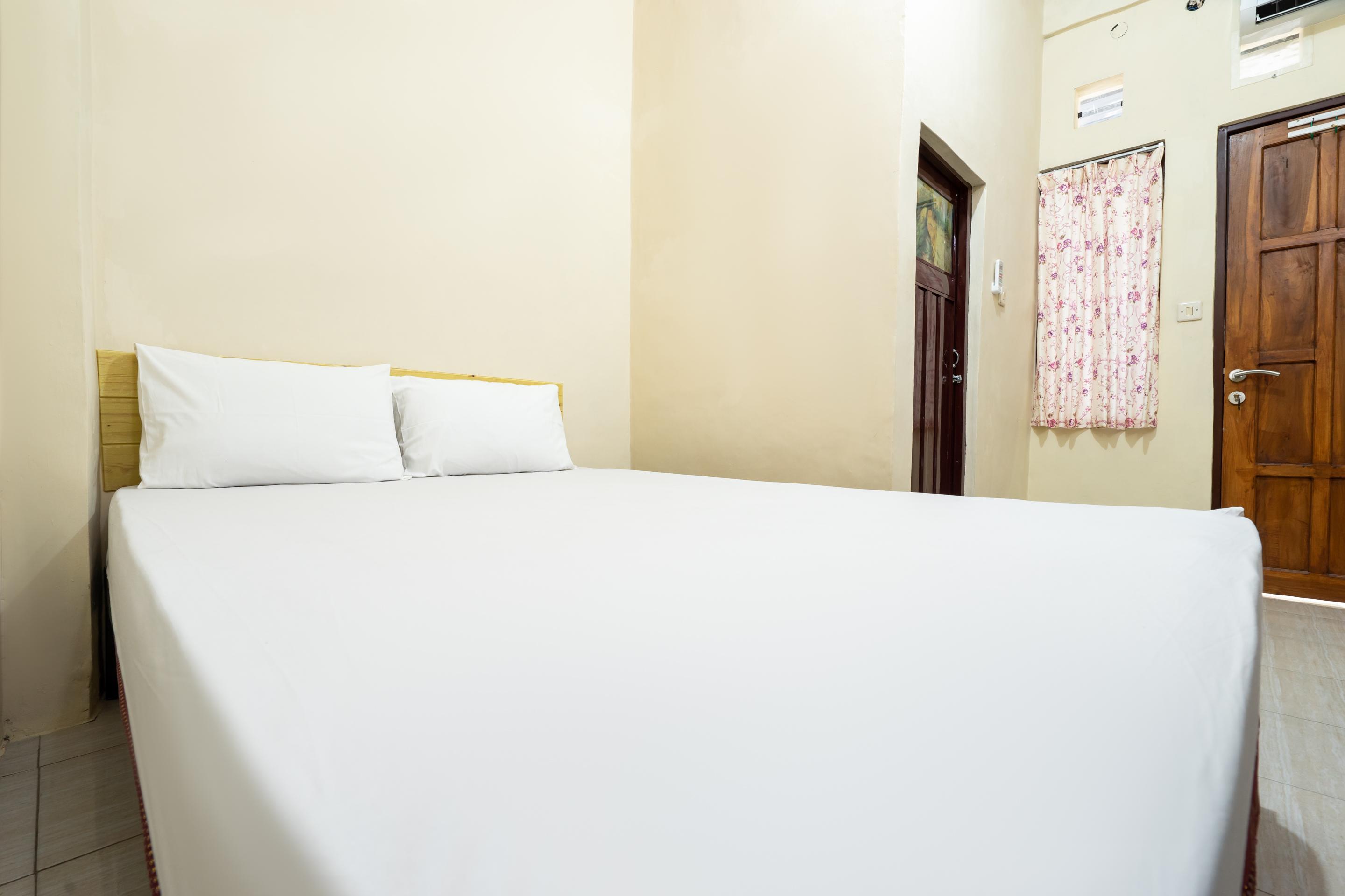 Oyo 2098 Homestay Kk Ngaglik Exterior foto